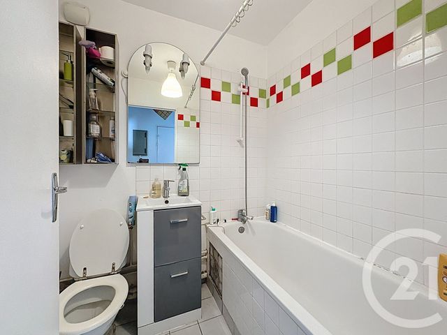 Appartement T2 à vendre - 2 pièces - 47.42 m2 - NANTES - 44 - PAYS-DE-LOIRE - Century 21 Doulon