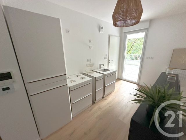 Appartement T3 à vendre - 3 pièces - 63.91 m2 - NANTES - 44 - PAYS-DE-LOIRE - Century 21 Doulon