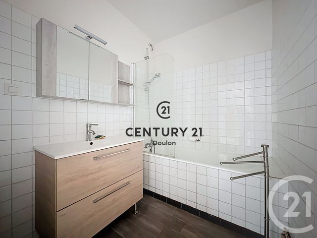 Appartement T4 à louer - 4 pièces - 91.85 m2 - NANTES - 44 - PAYS-DE-LOIRE - Century 21 Doulon