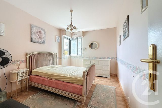 Appartement T4 à vendre - 4 pièces - 78.37 m2 - NANTES - 44 - PAYS-DE-LOIRE - Century 21 Doulon