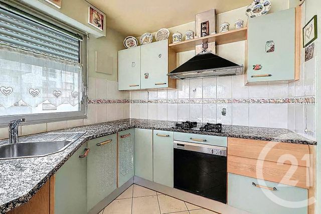 Appartement T4 à vendre - 4 pièces - 78.37 m2 - NANTES - 44 - PAYS-DE-LOIRE - Century 21 Doulon