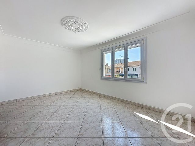 Appartement T5 à vendre - 5 pièces - 106.96 m2 - NANTES - 44 - PAYS-DE-LOIRE - Century 21 Doulon