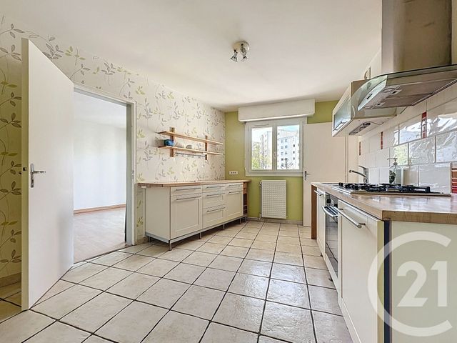 Appartement T5 à vendre - 5 pièces - 100.41 m2 - NANTES - 44 - PAYS-DE-LOIRE - Century 21 Doulon