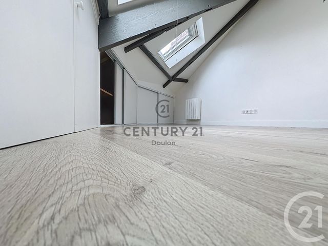 Appartement Duplex à louer - 2 pièces - 31.9 m2 - NANTES - 44 - PAYS-DE-LOIRE - Century 21 Doulon