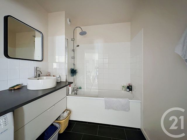 Appartement T2 à vendre - 2 pièces - 51.15 m2 - NANTES - 44 - PAYS-DE-LOIRE - Century 21 Doulon