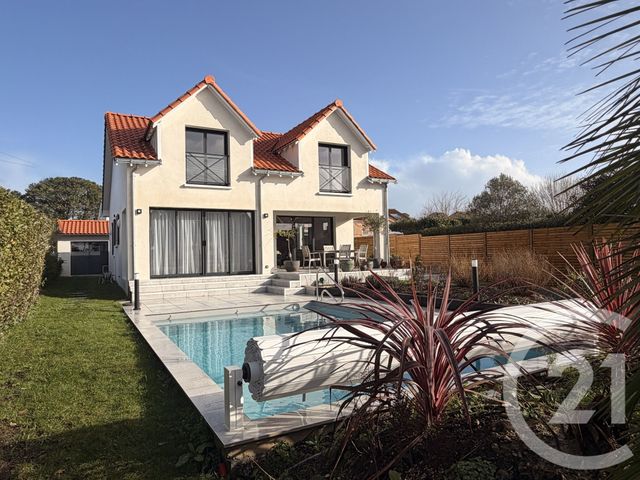 maison à vendre - 5 pièces - 147.0 m2 - PORNIC - 44 - PAYS-DE-LOIRE - Century 21 Doulon