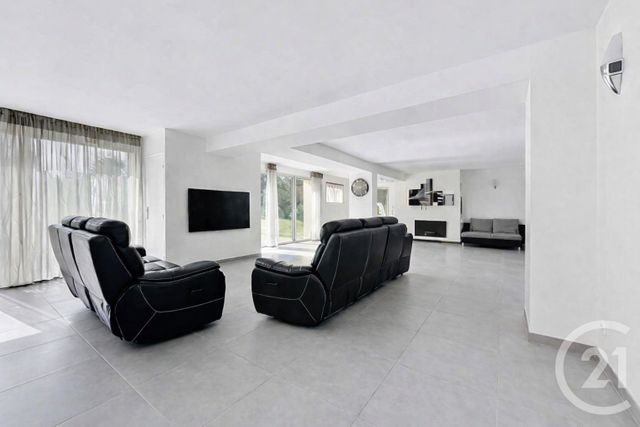 maison à louer - 5 pièces - 222.0 m2 - CARQUEFOU - 44 - PAYS-DE-LOIRE - Century 21 Doulon