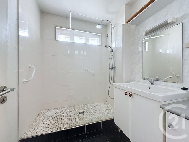 Appartement T8 à vendre - 8 pièces - 121.15 m2 - NANTES - 44 - PAYS-DE-LOIRE - Century 21 Doulon