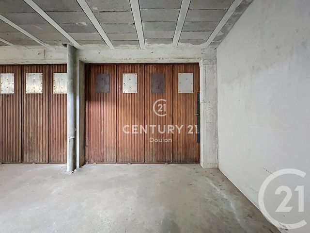 parking à louer - 14.1 m2 - NANTES - 44 - PAYS-DE-LOIRE - Century 21 Doulon
