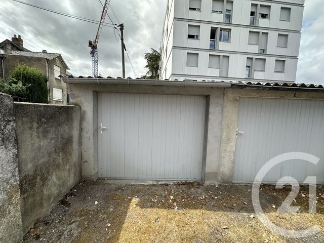 parking à louer - 14.53 m2 - NANTES - 44 - PAYS-DE-LOIRE - Century 21 Doulon