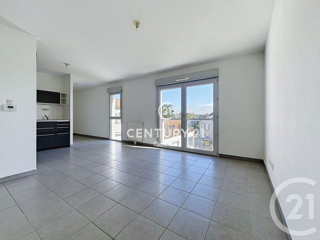 Appartement T3 à vendre - 3 pièces - 59.16 m2 - NANTES - 44 - PAYS-DE-LOIRE - Century 21 Doulon